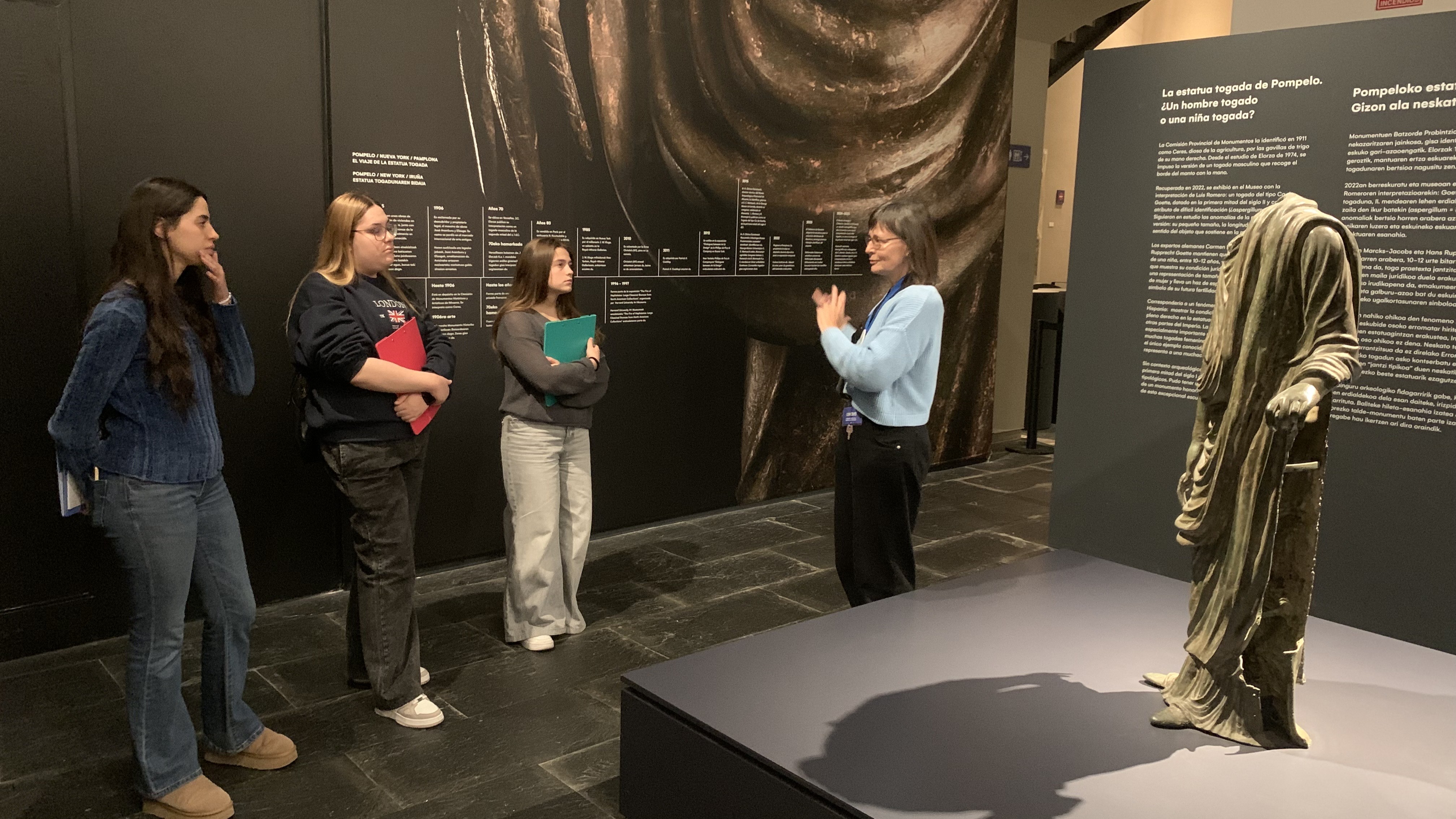 ¡2º Z visita el Museo de Navarra!